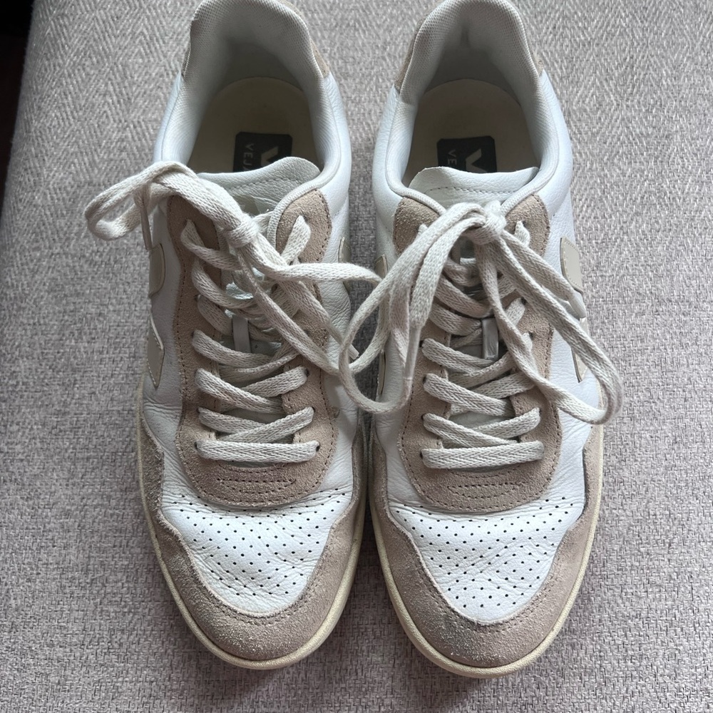 Veja White and Beige Lace-Up Sneakers